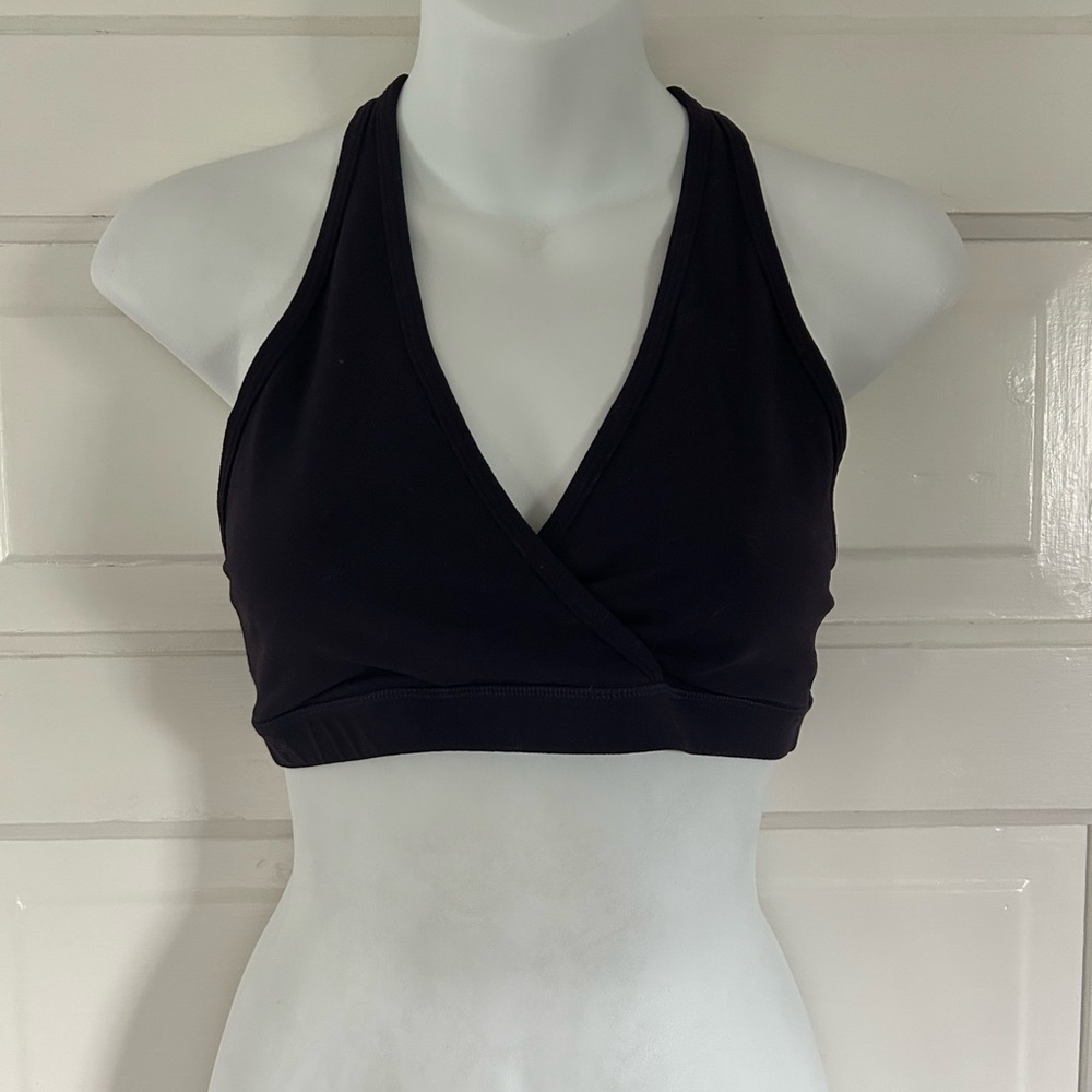 Lululemon Navy Blue V-Neck Crossover Comfort Sports Bra. Size 10